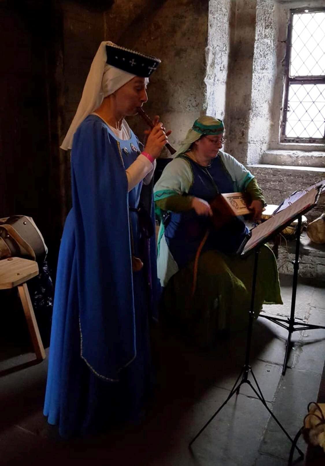 Mondrum Medieval Musicians